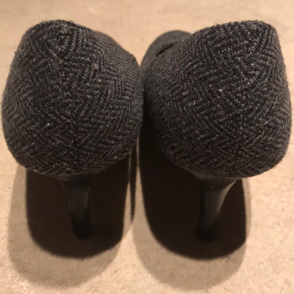 Heels - Picture 2 of 2